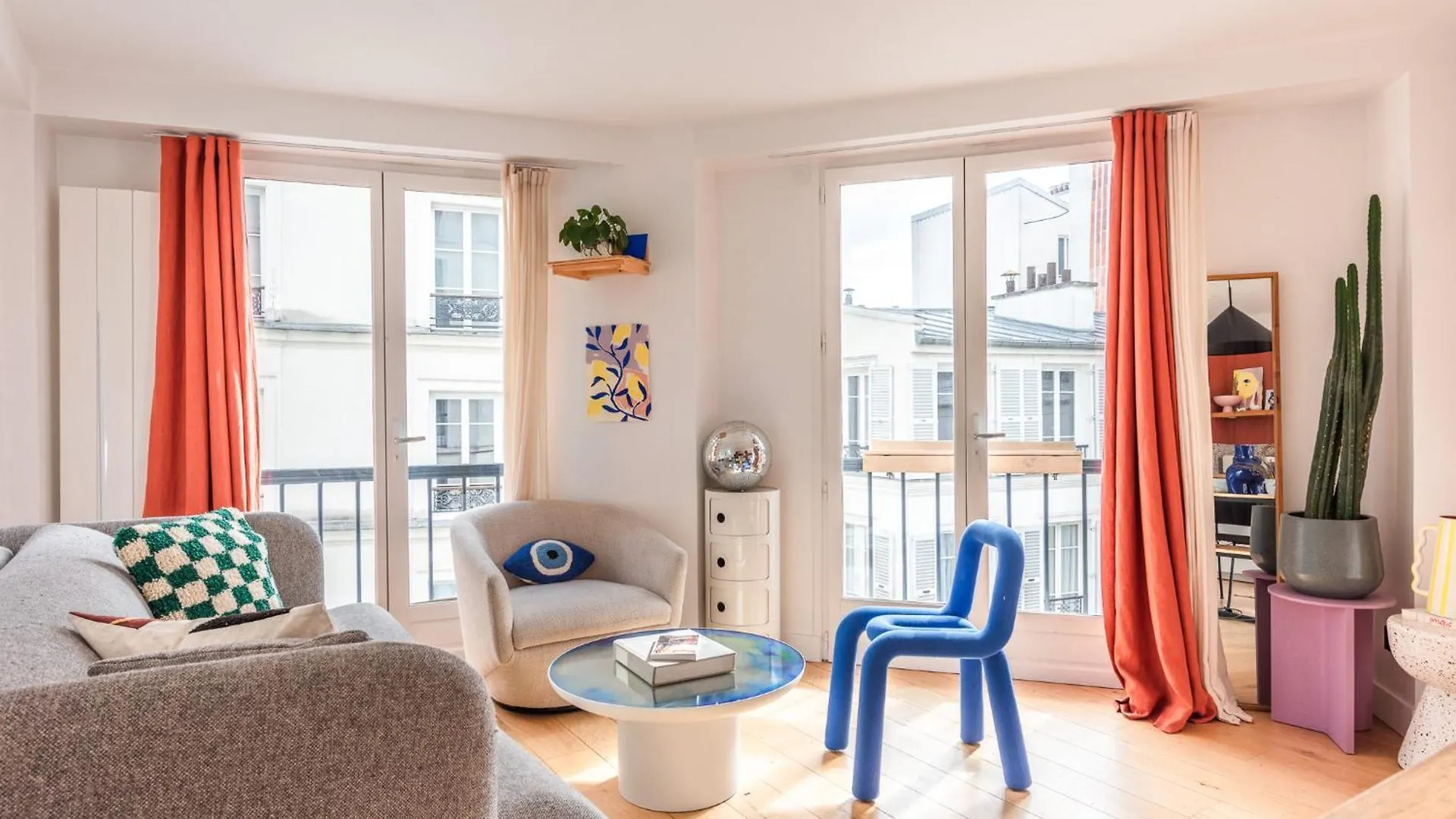 Charming Apartment - Montmartre - 4 Guests Parijs