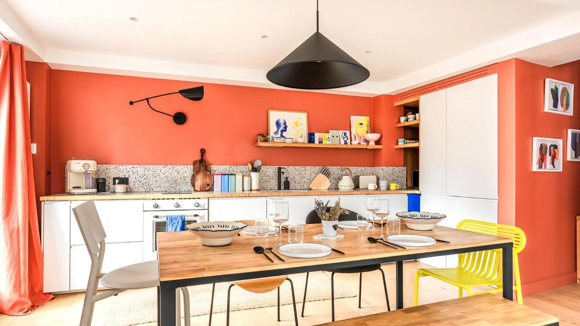 Charming Apartment - Montmartre - 4 Guests Paris France
